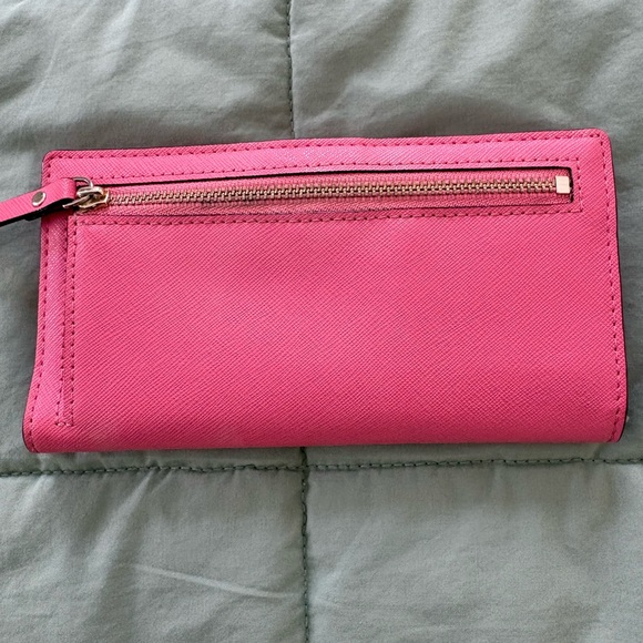 Kate Spade Vibrant Pink Wallet - Picture 2 of 5